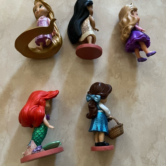 Disney Princess Figurine Collection - Red, Purple, Blue - Picture 3 of 15